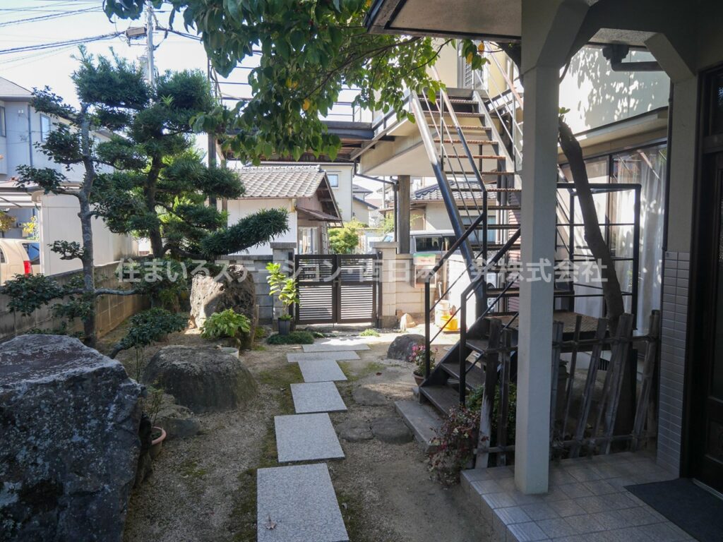 中古情報_井尻野2世帯_アプローチ