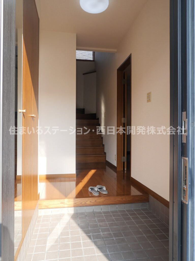 久代あおいハイツ_玄関