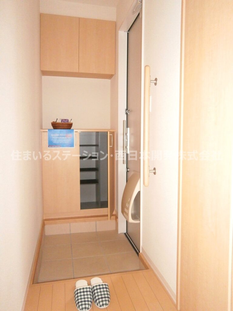 セレーナA202_玄関