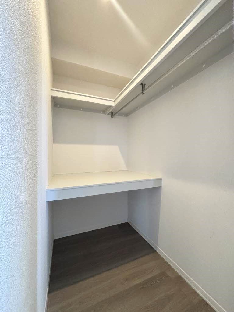 アンフェミュール201_洋室ウォークインクローゼット