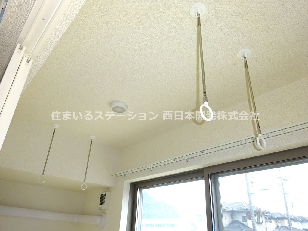 フローレス103_室内物干し