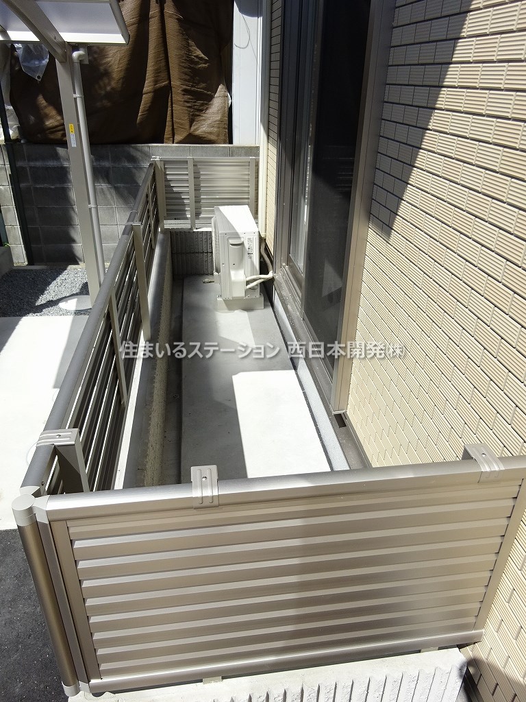 MOMIJI101_バルコニー