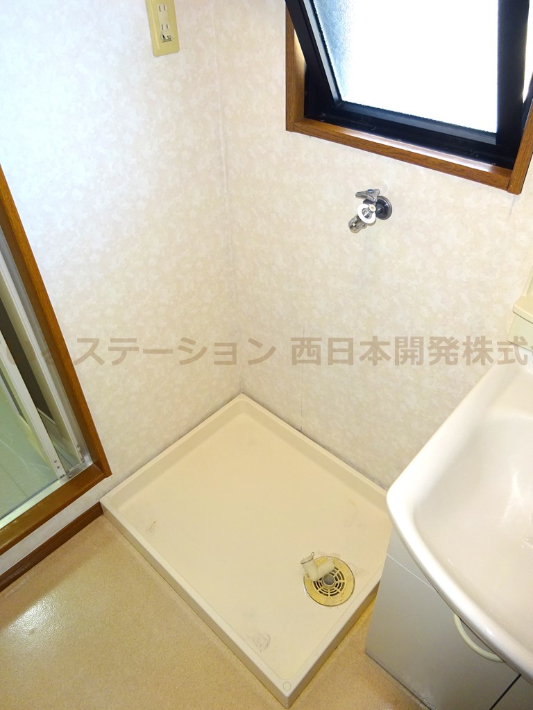 モンルポ302_洗濯機スペース