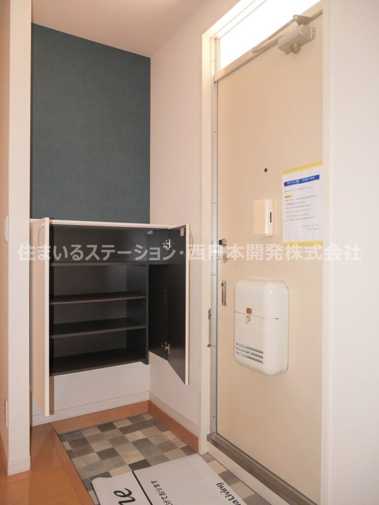 モンシャトー中央203_玄関2