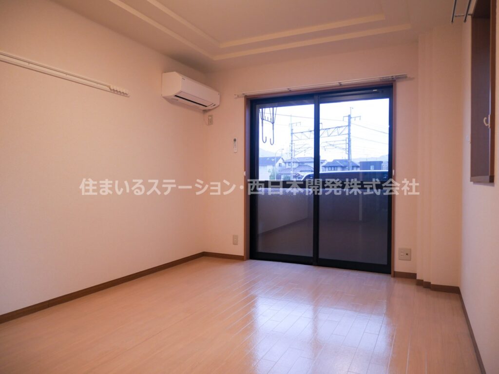 ペルソナ２１105_洋室