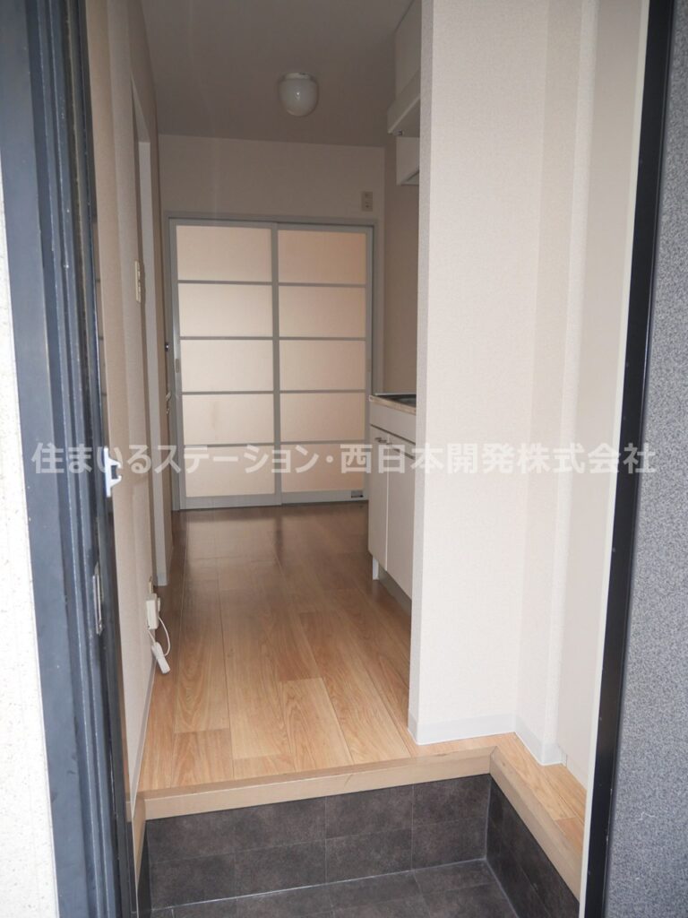 コロニーK108_玄関