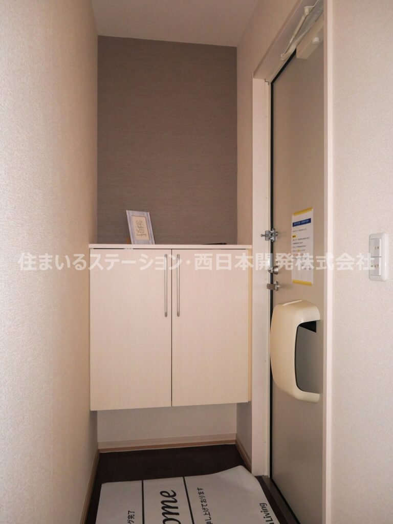コンフォール201_玄関