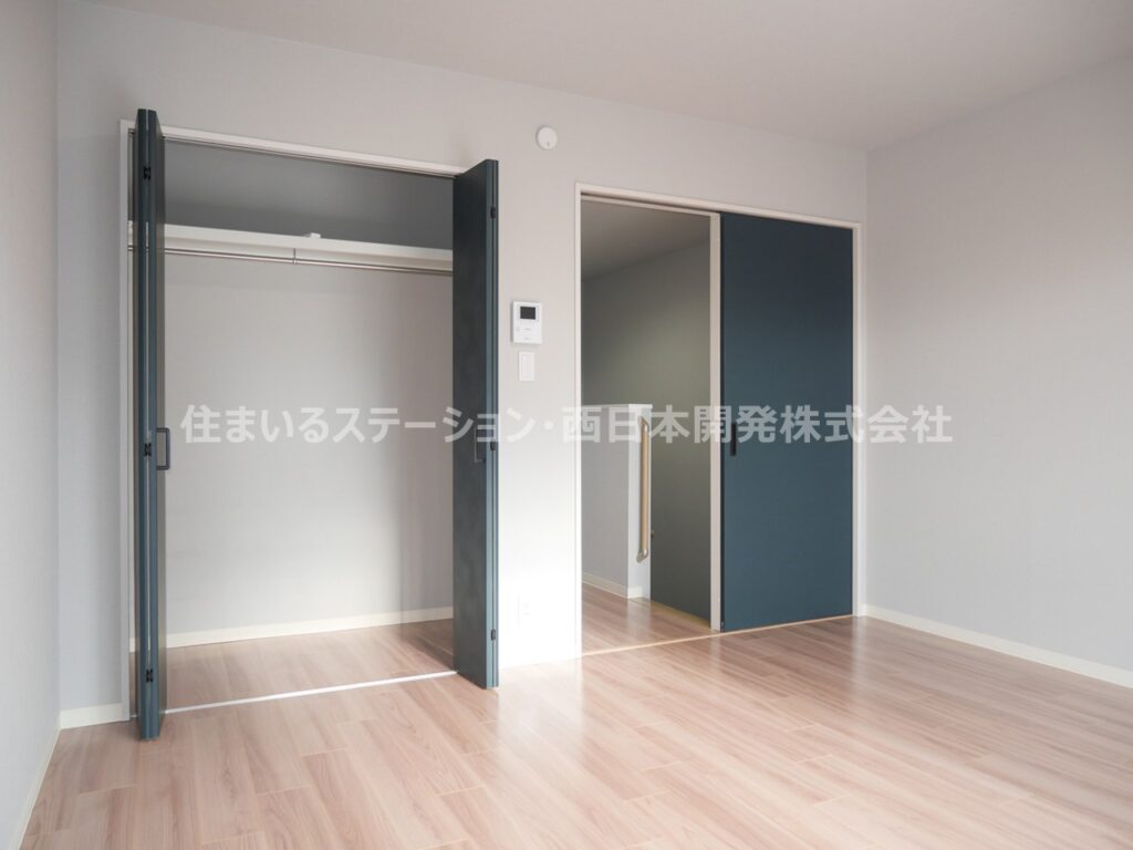 aurora207_洋室収納