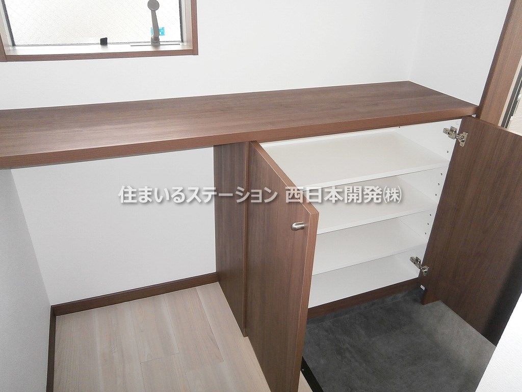 Iris総社中央201_玄関収納