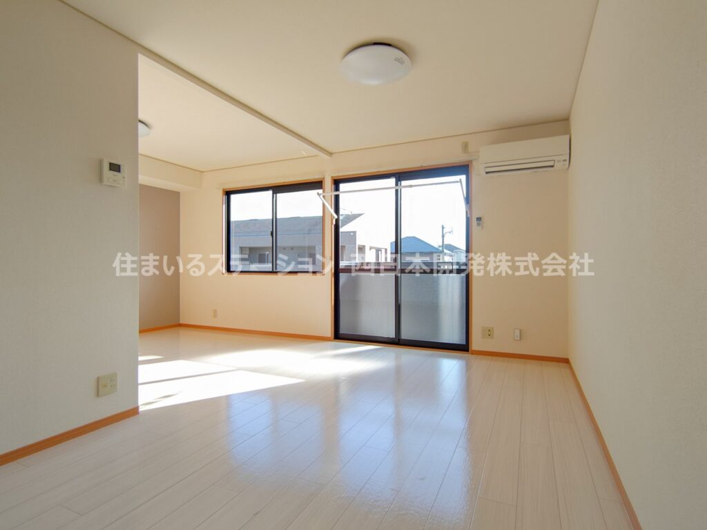 メゾンドセジュールB202_LDK6