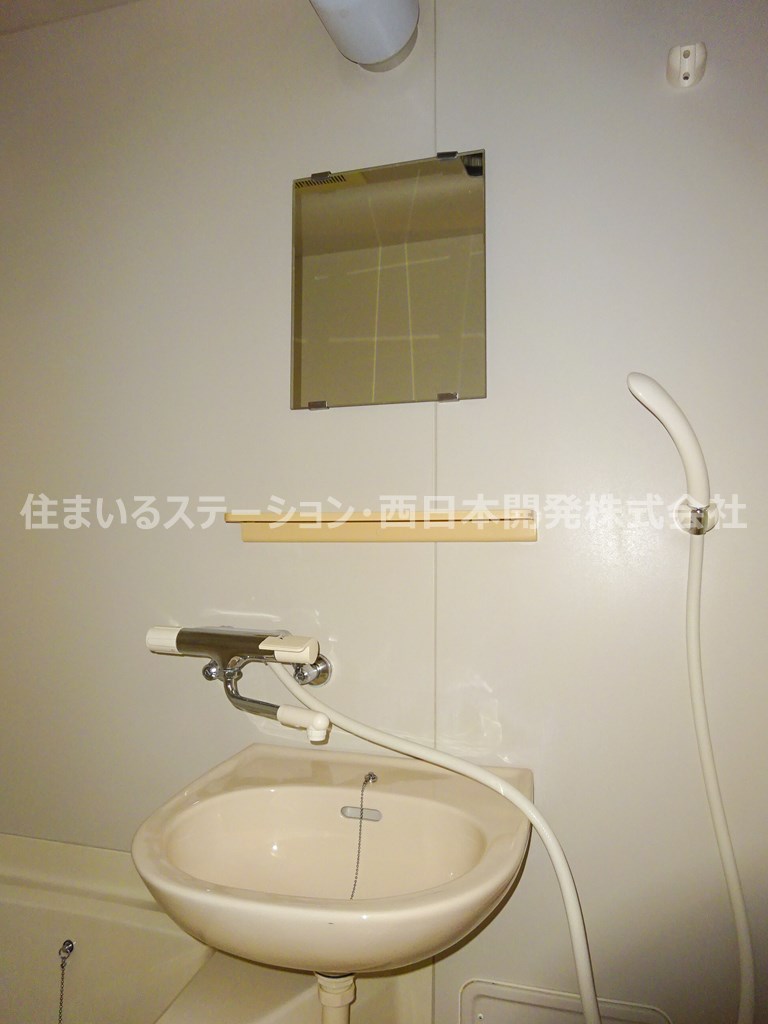 カルチェラタンG202_浴室洗面