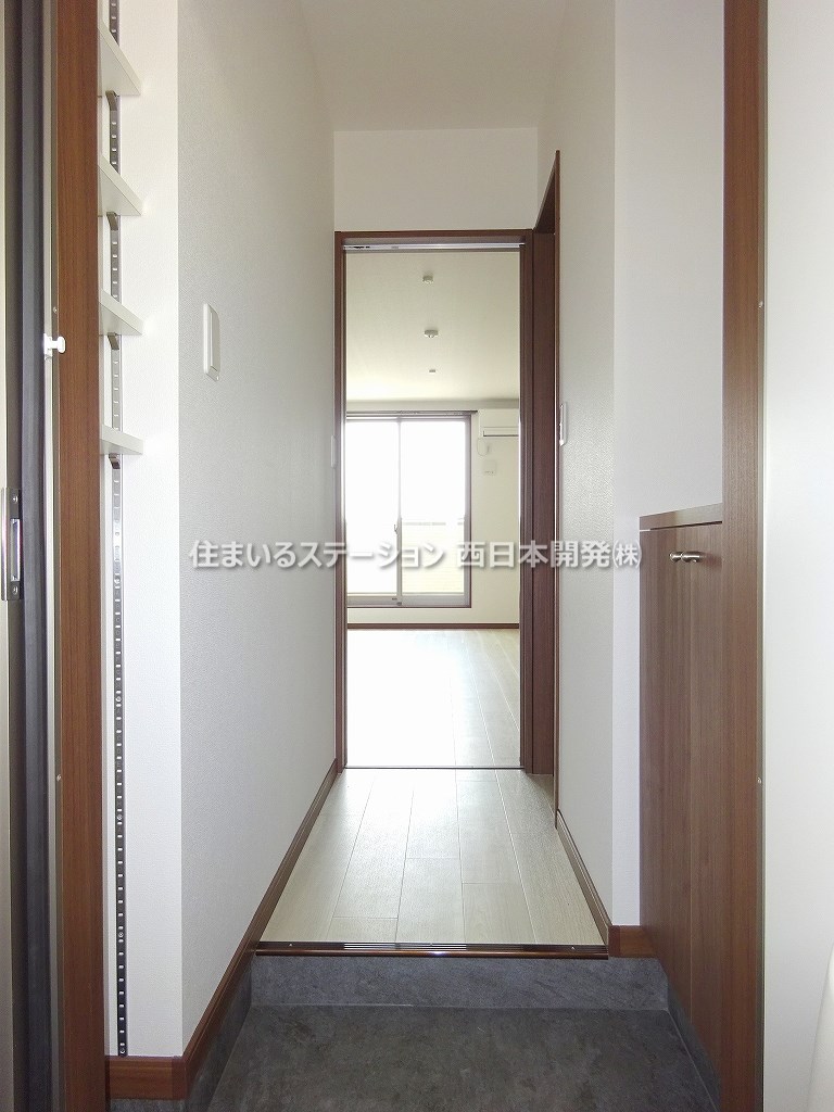 Iris総社中央102_玄関