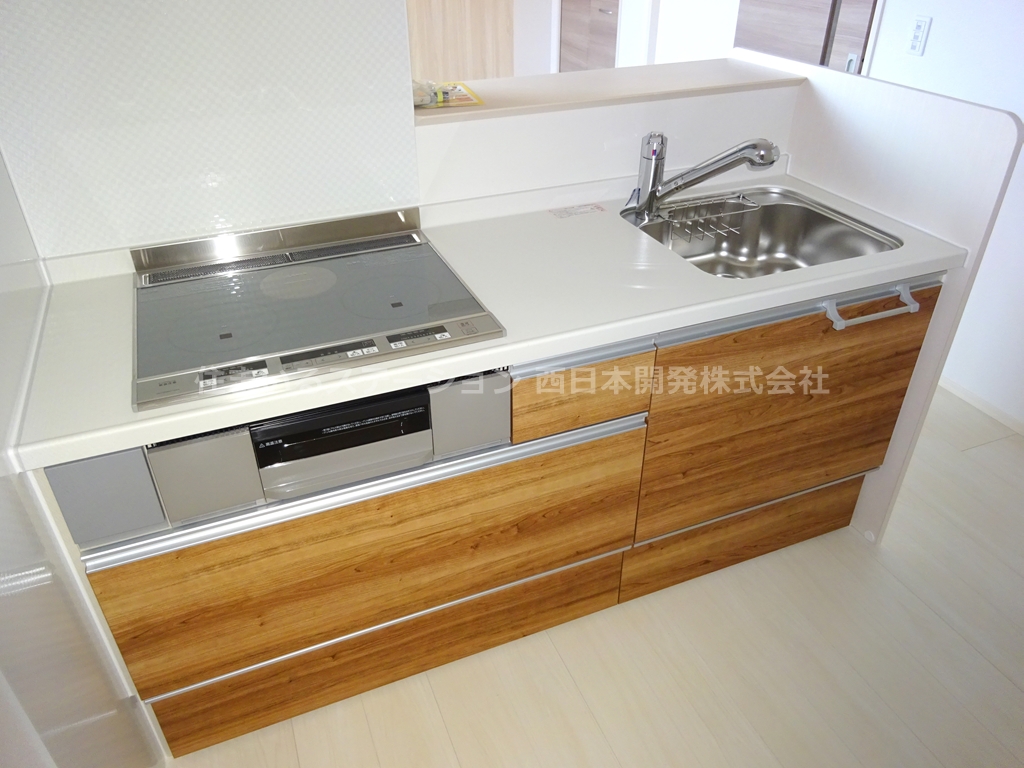 アースガーデンSOJAⅡ205_キッチン