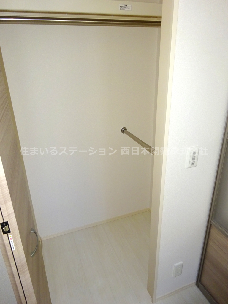 アースガーデンSOJAⅡ105_洋室収納