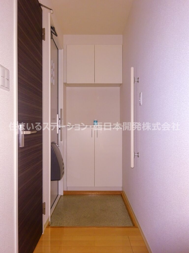 サンフラワー202_玄関