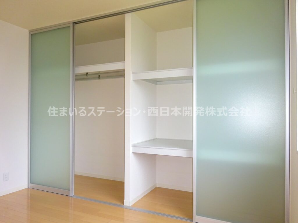 サンフラワー202_北洋室収納