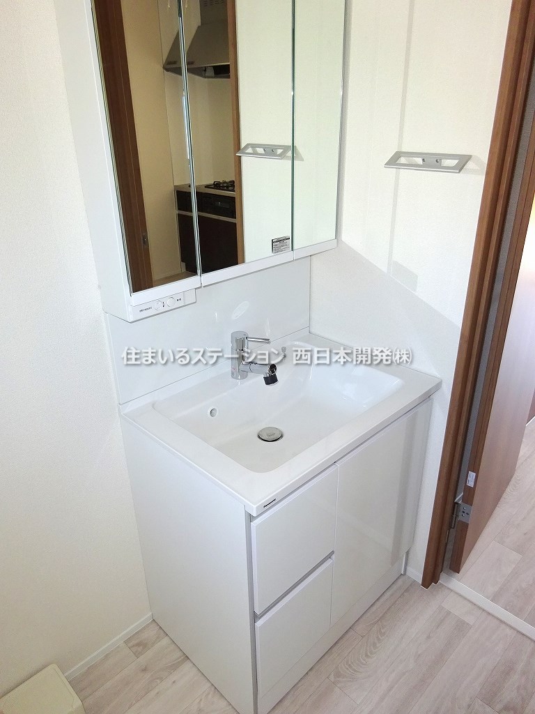 MOMIJI201_洗面化粧台