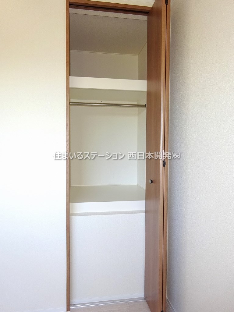 MOMIJI201_南洋室収納