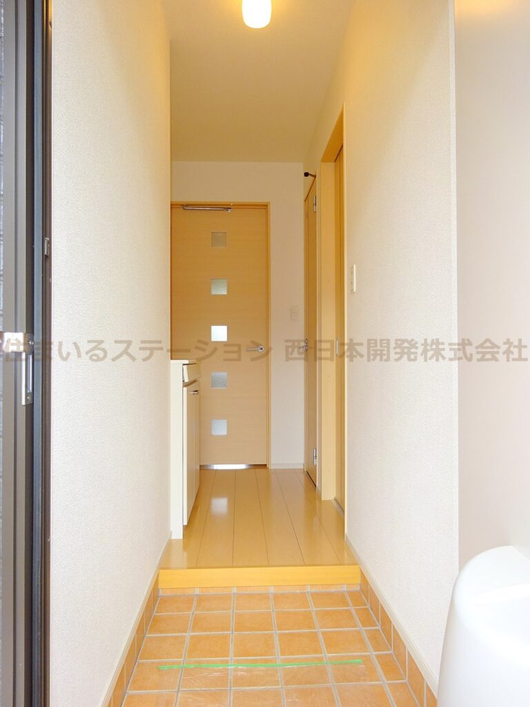 ピッコラカーサ102_玄関