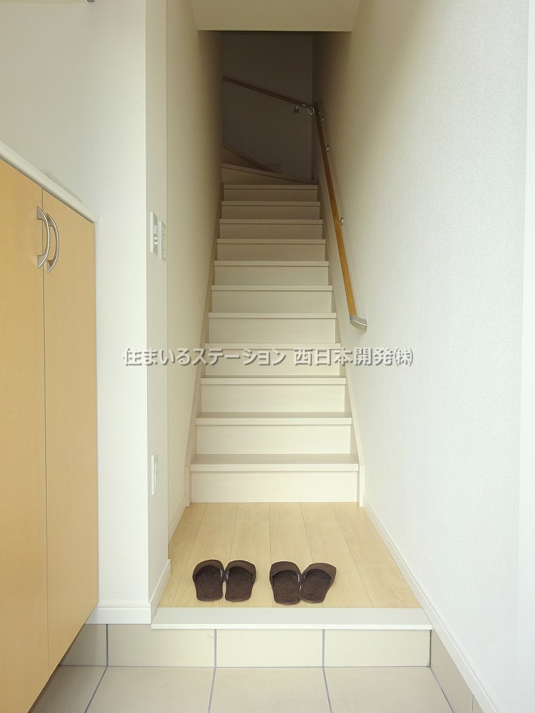 スターテラスL203_玄関