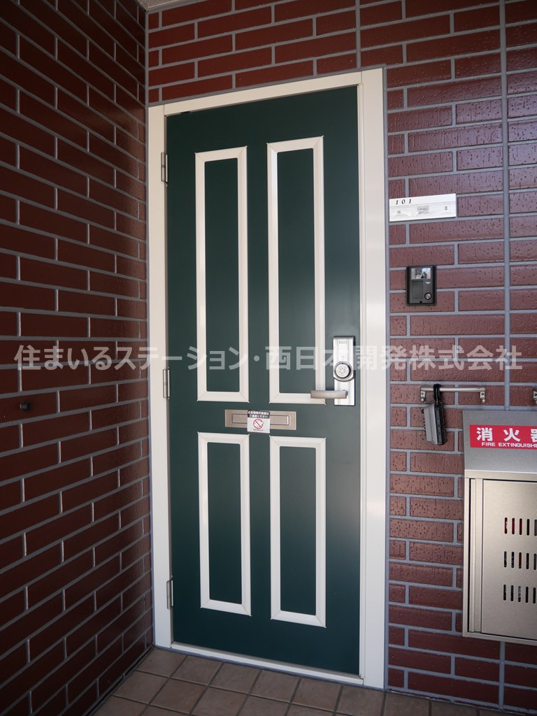 コンフォール101_エントランス