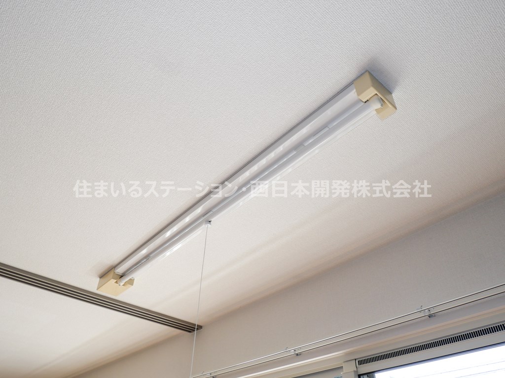 コンフォール101_室内物干し