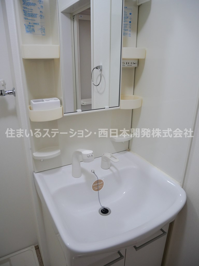 コンフォール101_洗面化粧台