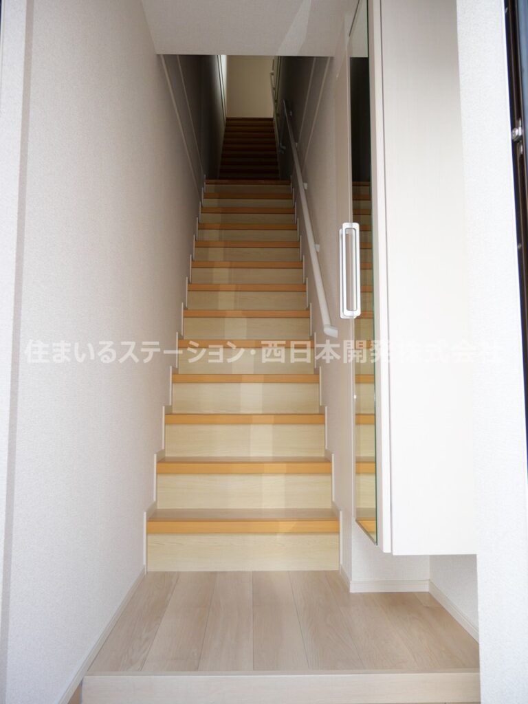 ニューファインシティ302_玄関