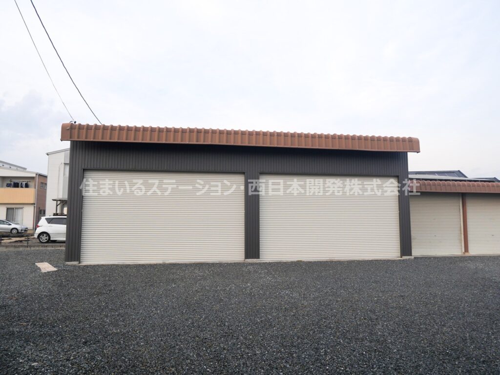 貸ガレージ三輪_外観