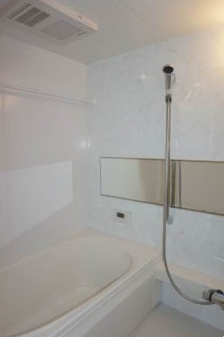 アンフェミュール203_バス