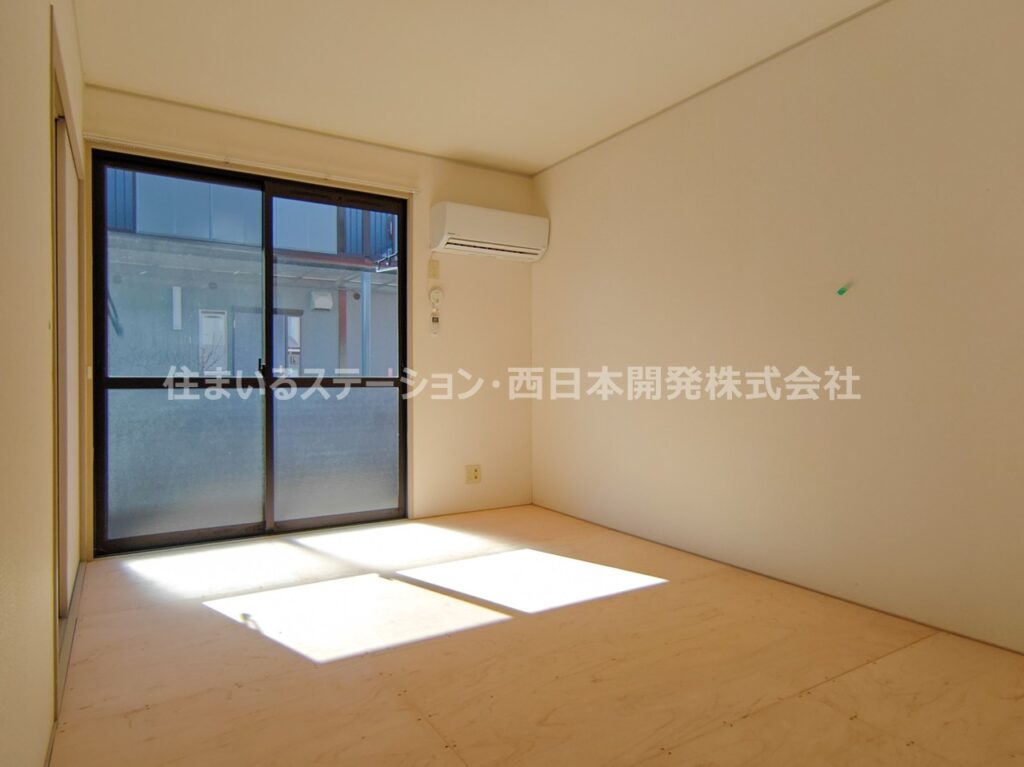 アーバンコートA103_南西洋室リフォーム中