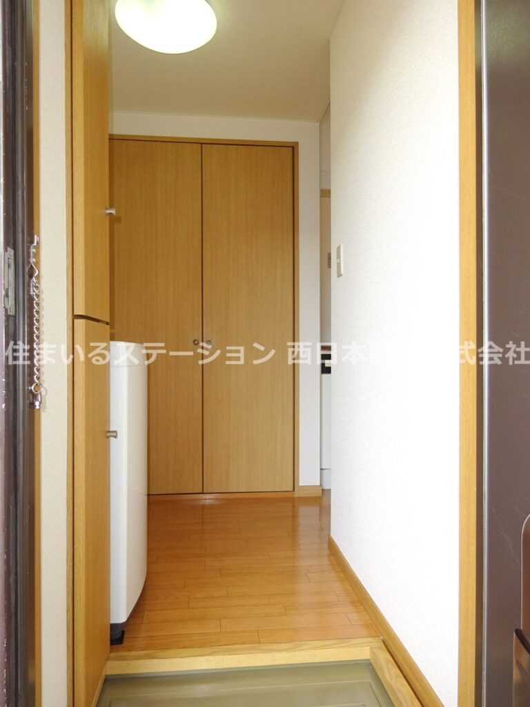 ピアACE21C206_玄関