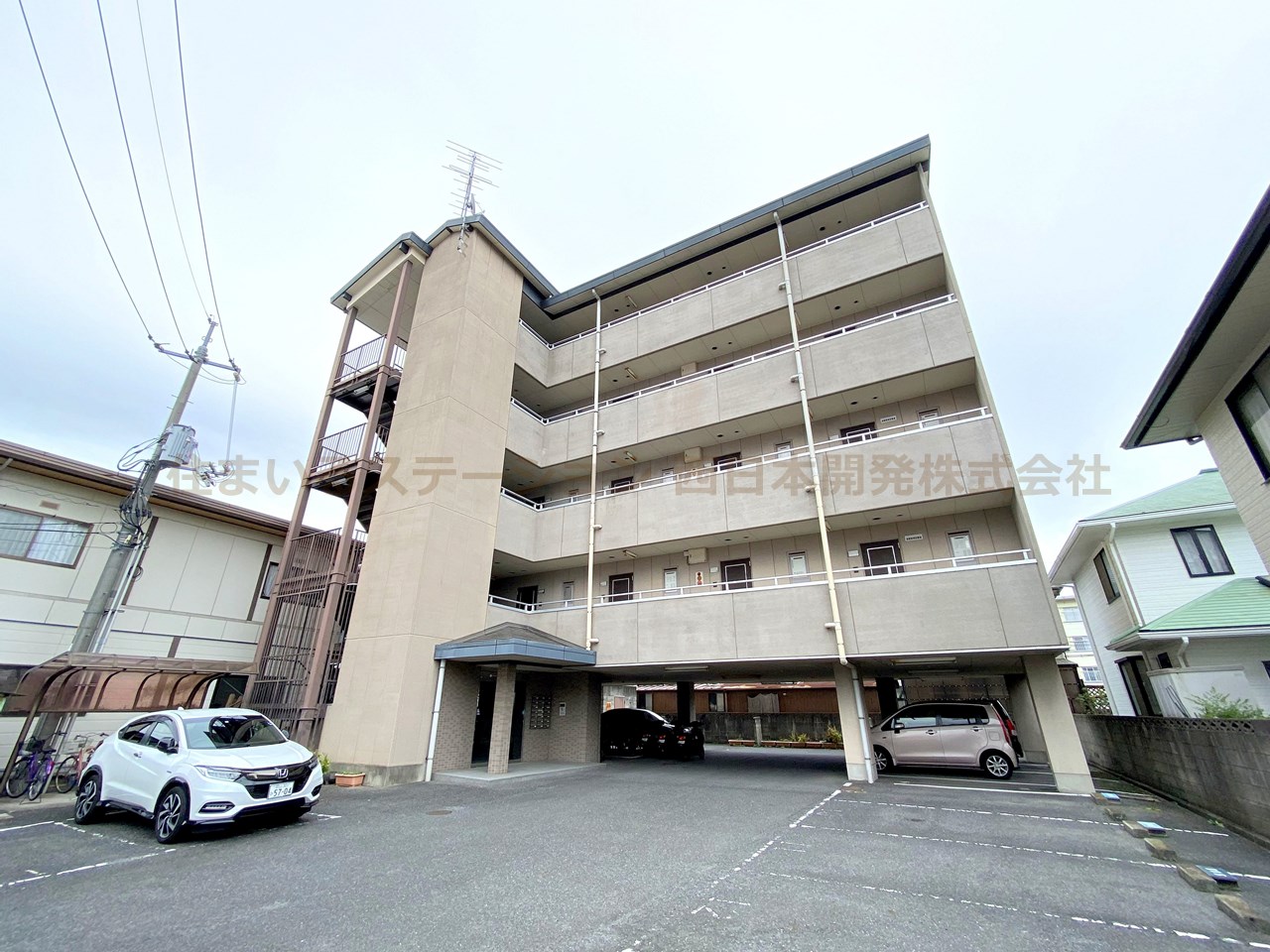 アースウェル_外観