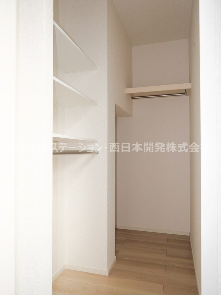 ニューファインシティ202_ウォークインクローゼット