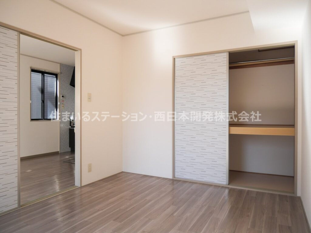 アーバンコートC102_南洋室2