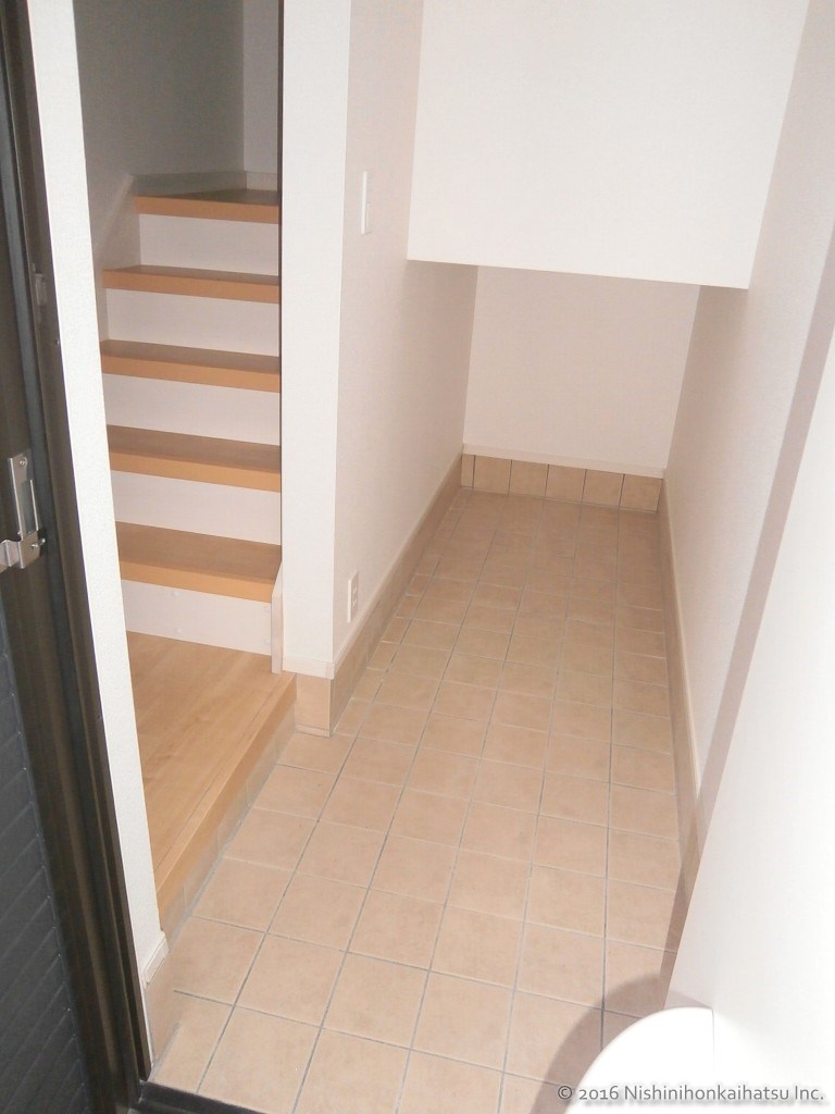 フラン総社303_玄関