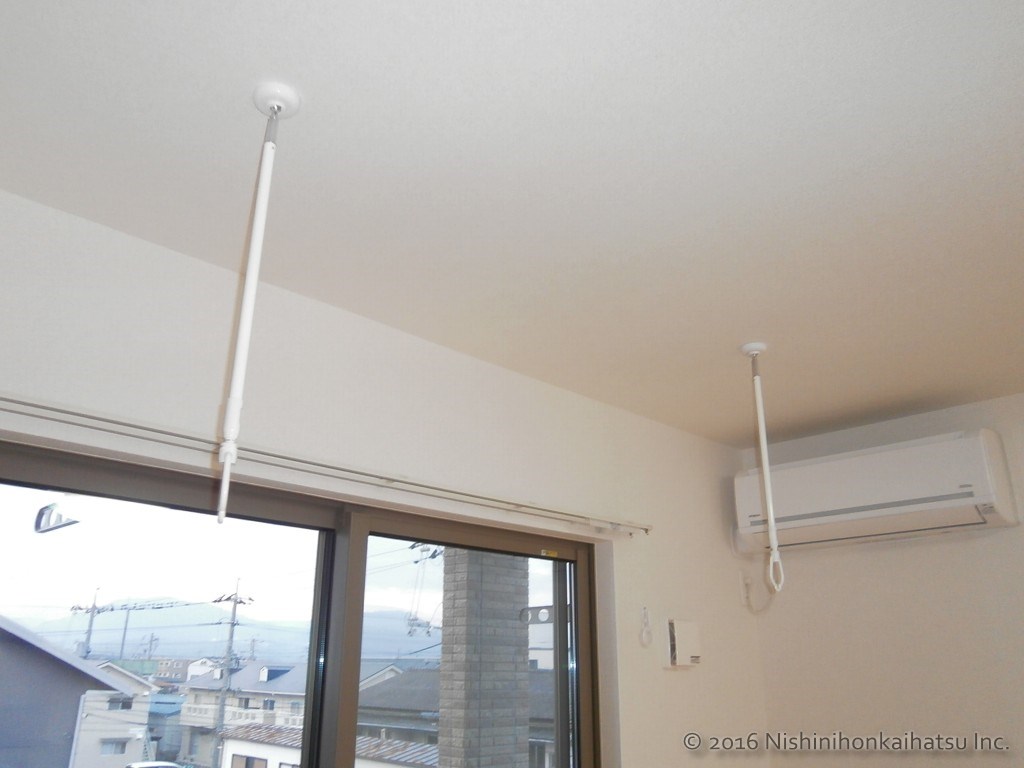 フラン総社303_室内物干し