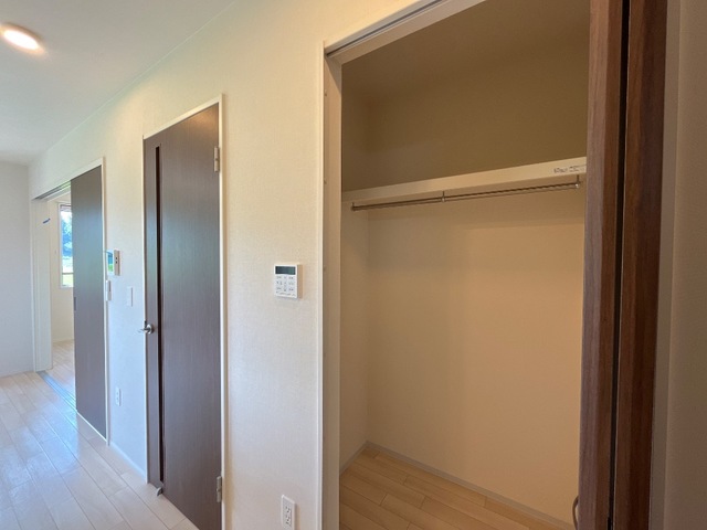 i:naテラスミズホ201_LDK収納