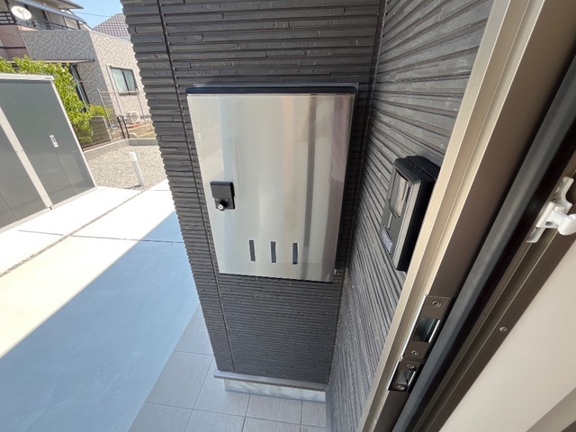 i:naテラスミズホ201_ポスト