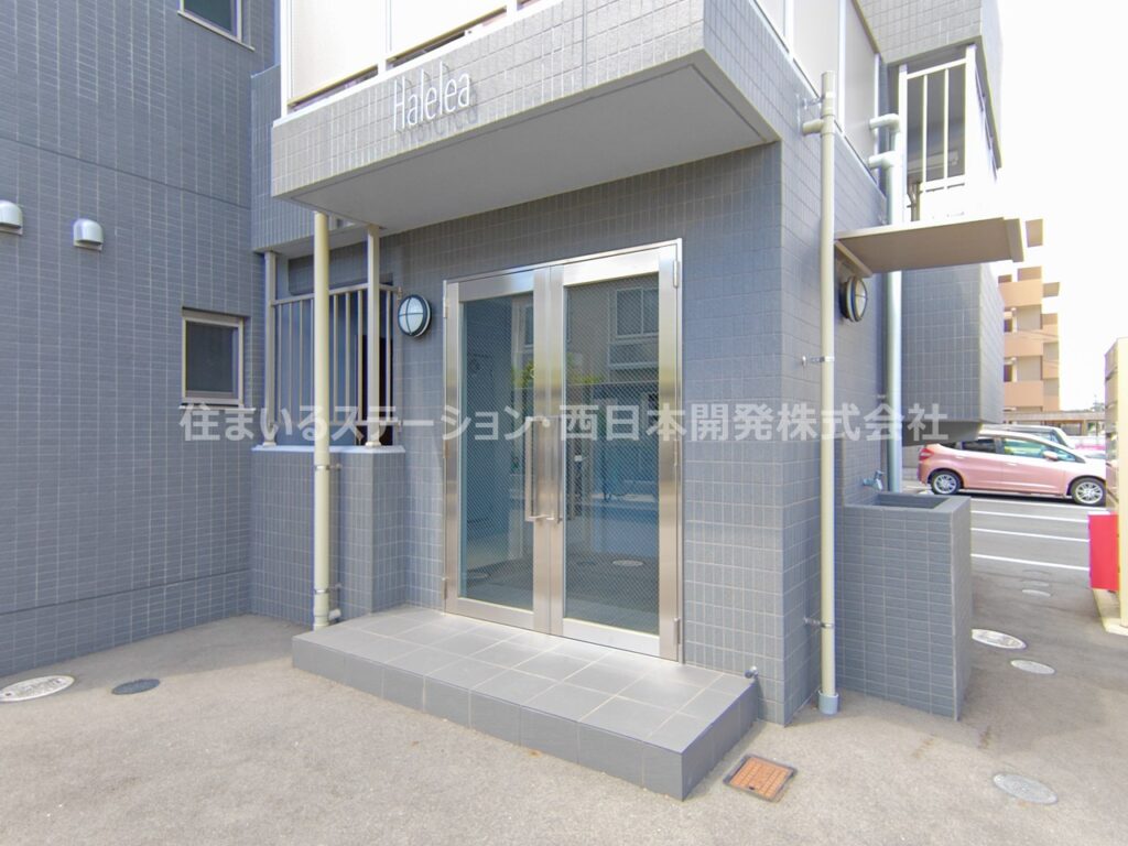 ハレレア_エントランス