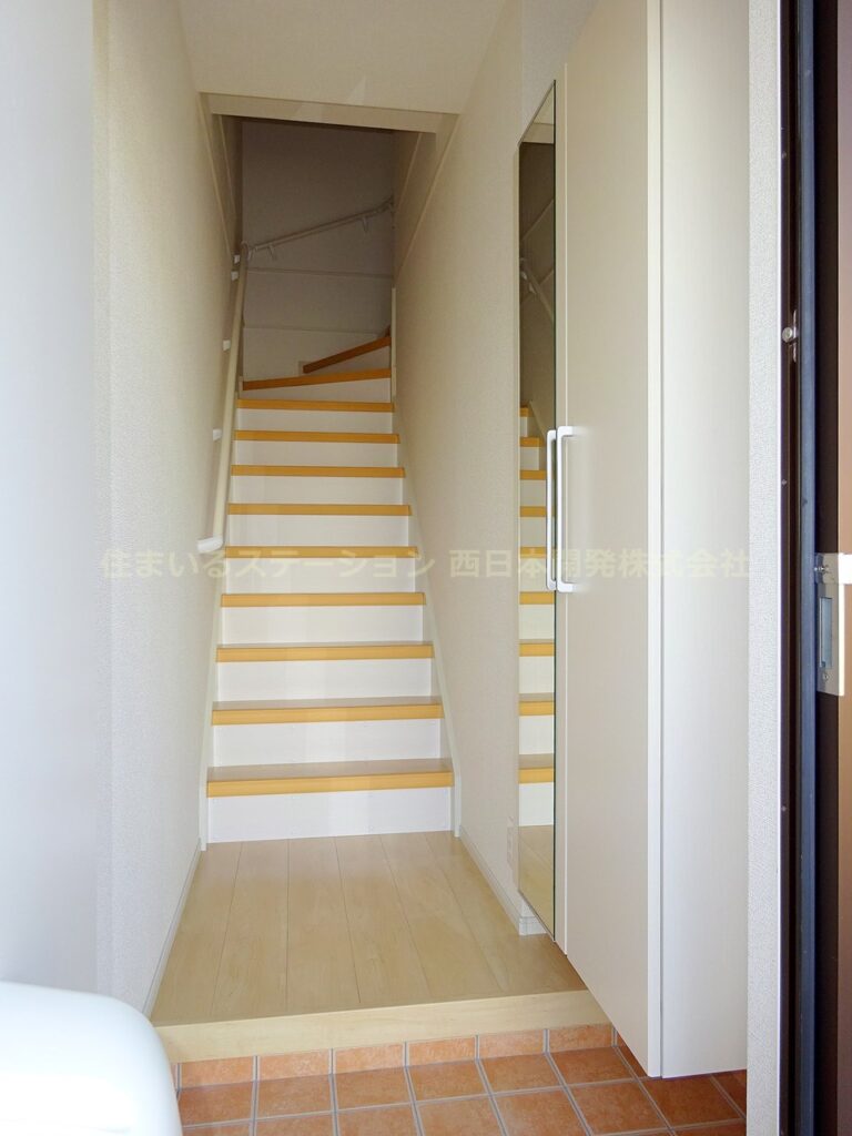 なでしこ203_玄関