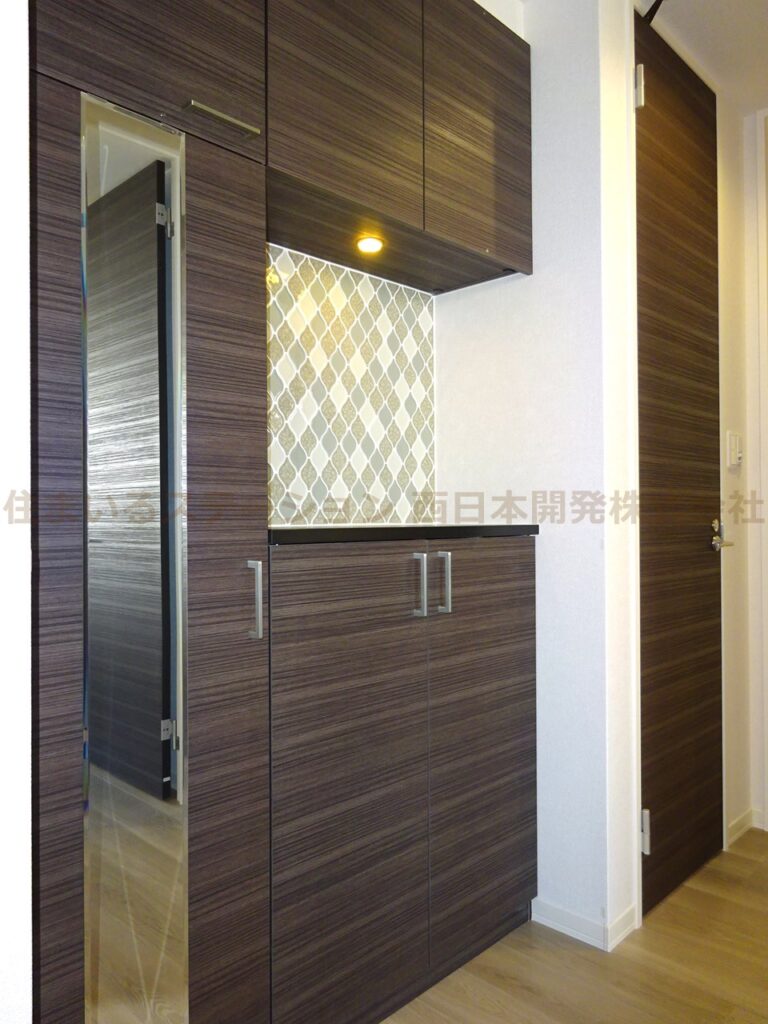 サニーガーデン103_玄関2