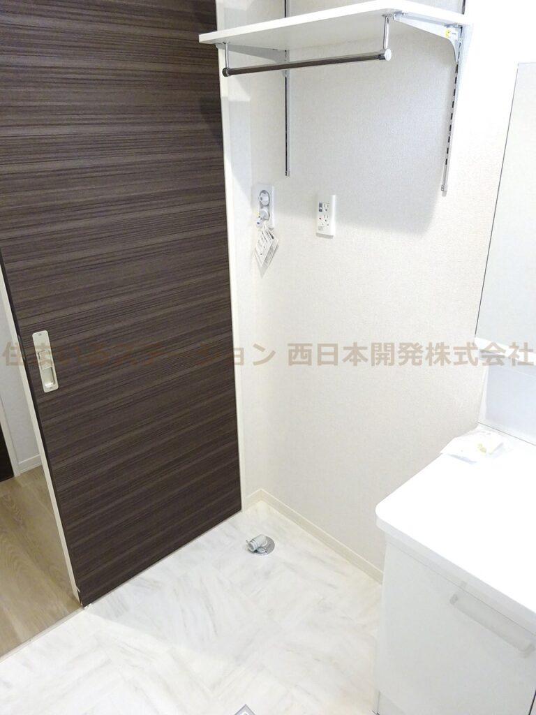 サニーガーデン103_洗濯機スペース