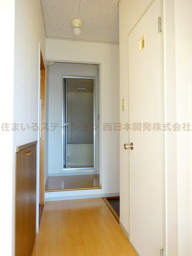 プレジール総社B202_廊下2