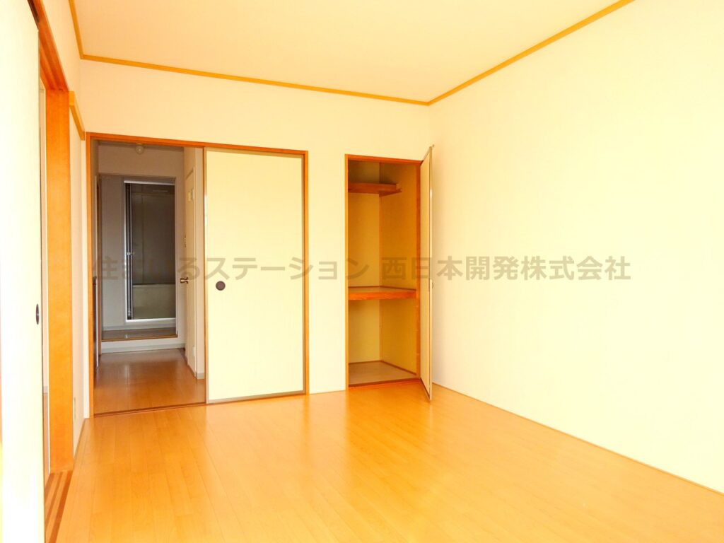 プレジール総社B202_南洋室2