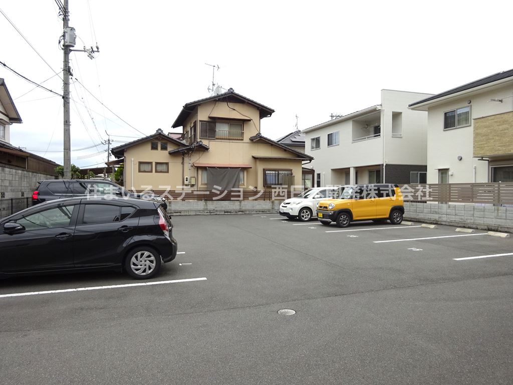 ディアコート清音_駐車場