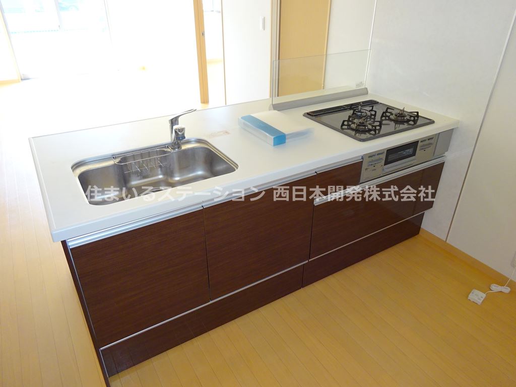 コンフォールKⅢB102_キッチン2