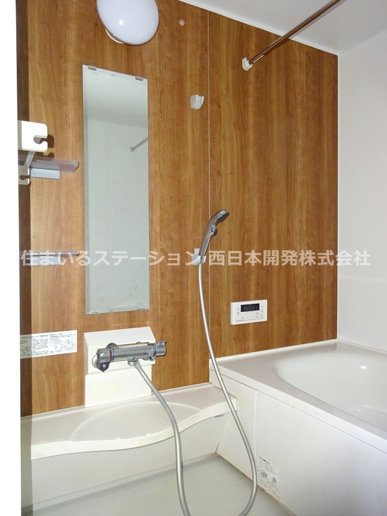 コンフォールKⅢB102_浴室2