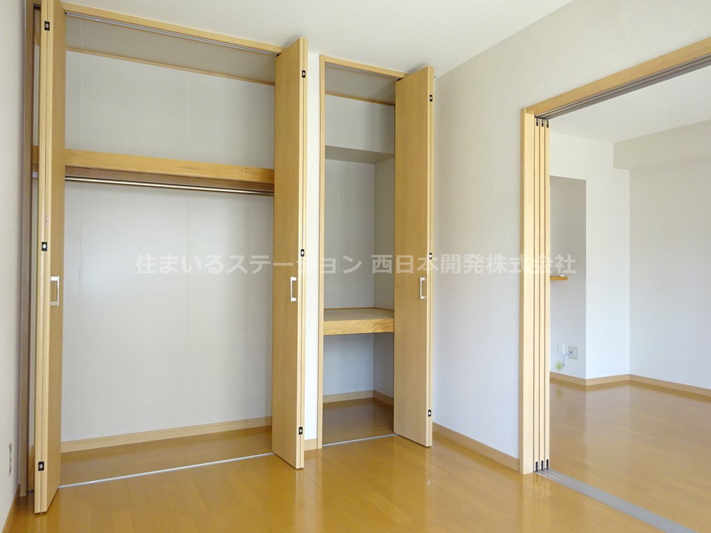 ディアコート清音103_洋室収納