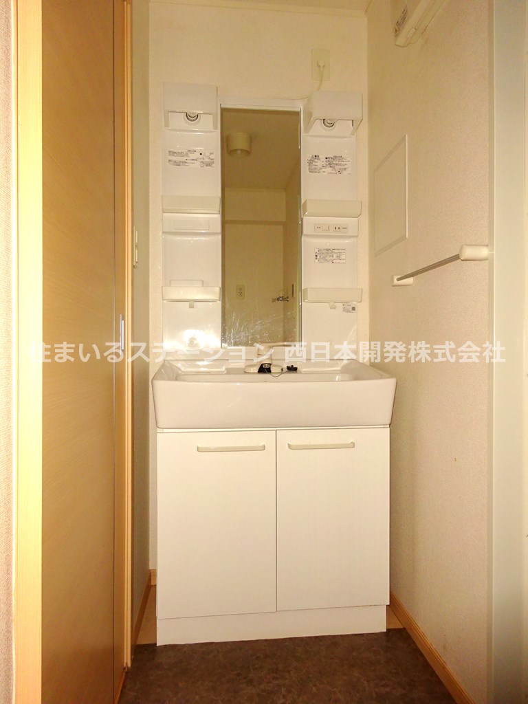 ベル・アンジュⅠ201_洗面化粧台